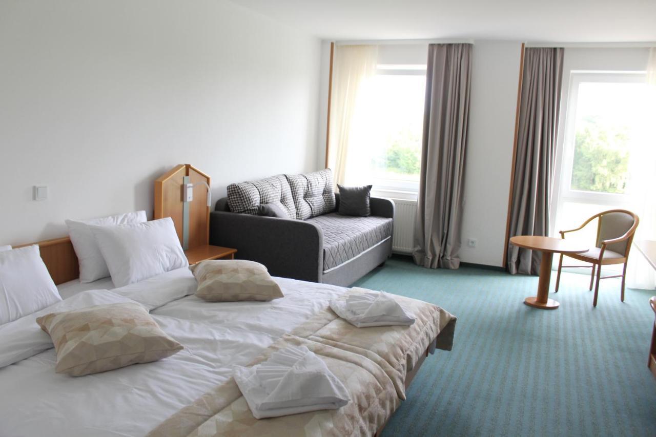 Hotel Bessunger Forst Rossdorf  Buitenkant foto