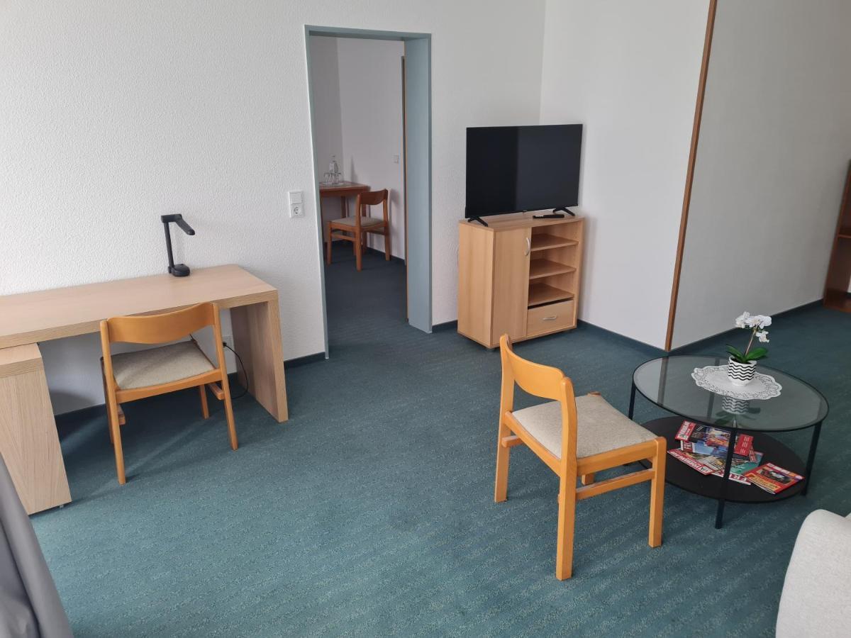 Hotel Bessunger Forst Rossdorf  Buitenkant foto