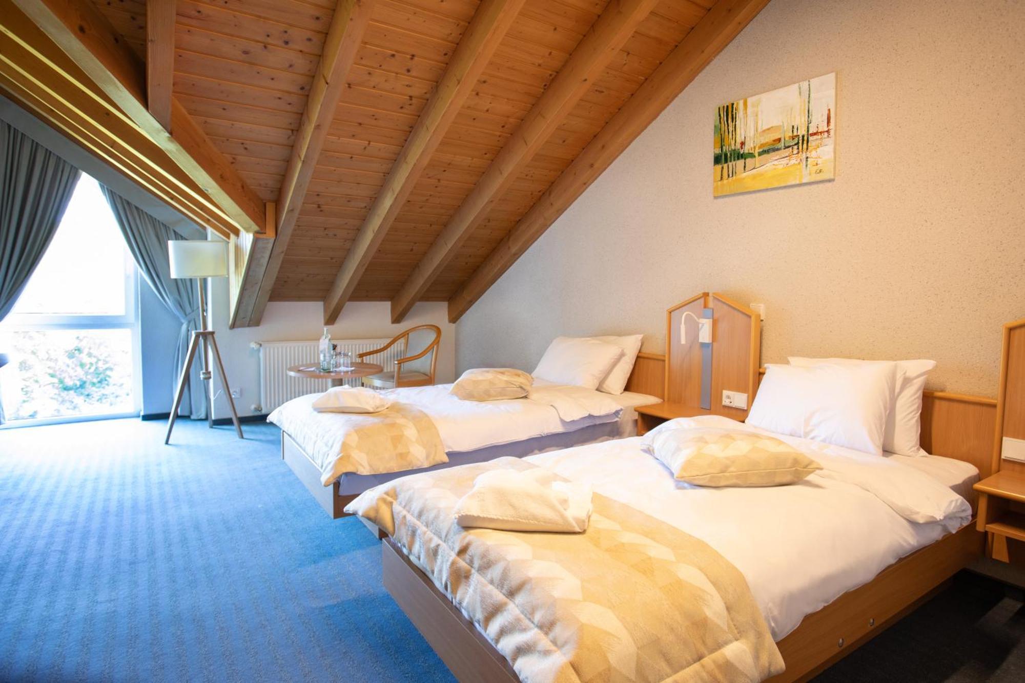 Hotel Bessunger Forst Rossdorf  Buitenkant foto