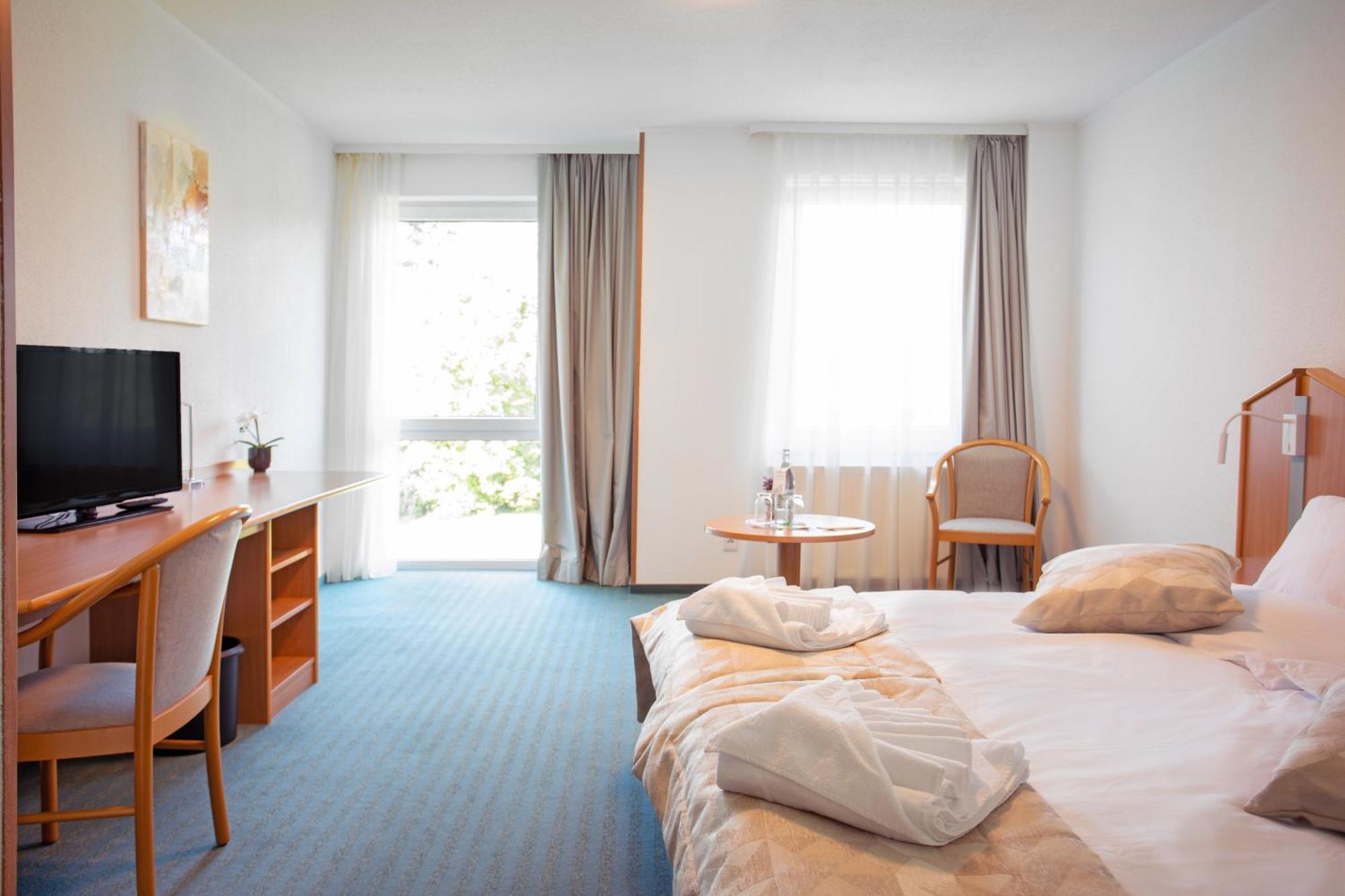 Hotel Bessunger Forst Rossdorf  Buitenkant foto