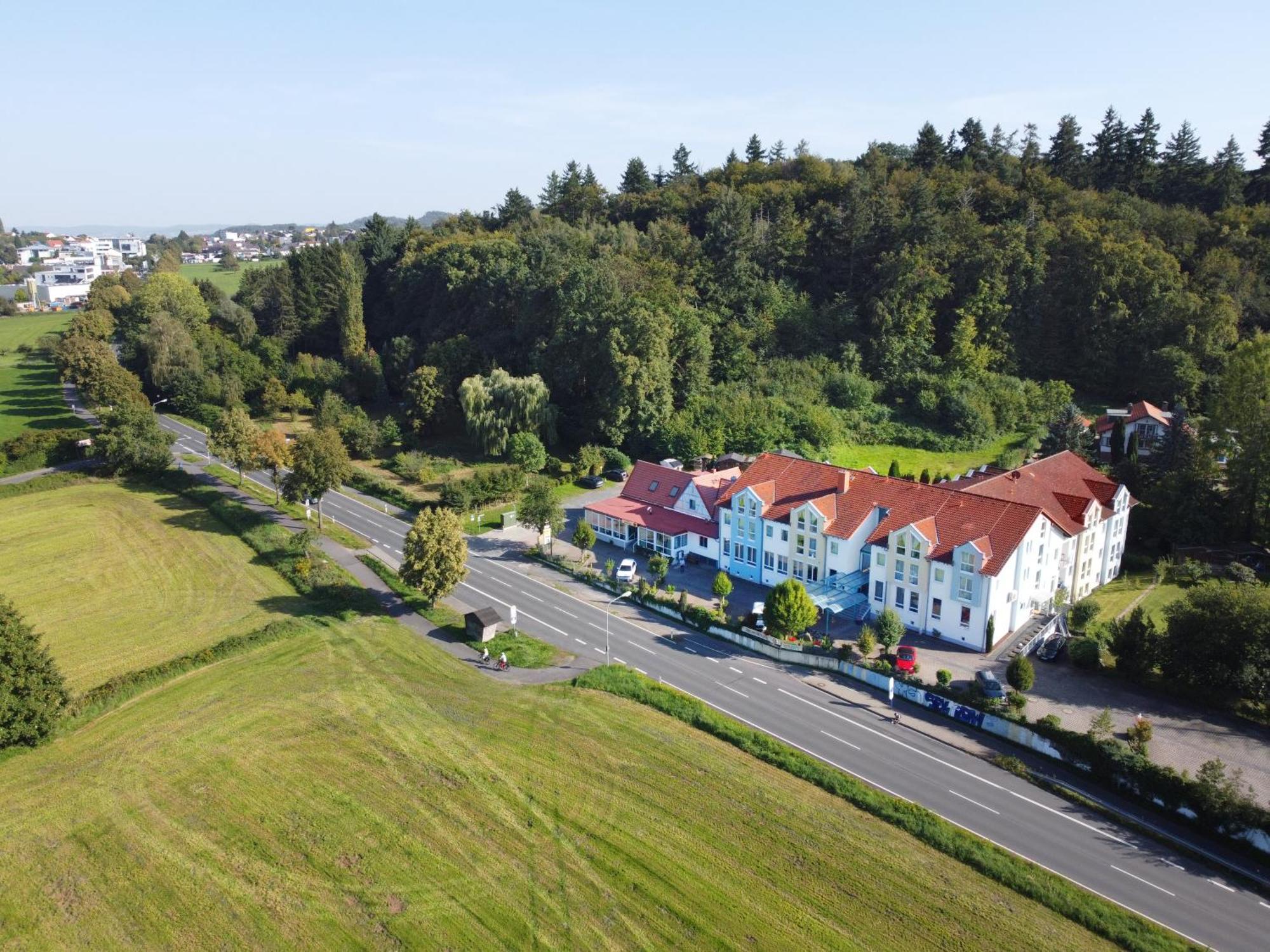 Hotel Bessunger Forst Rossdorf  Buitenkant foto