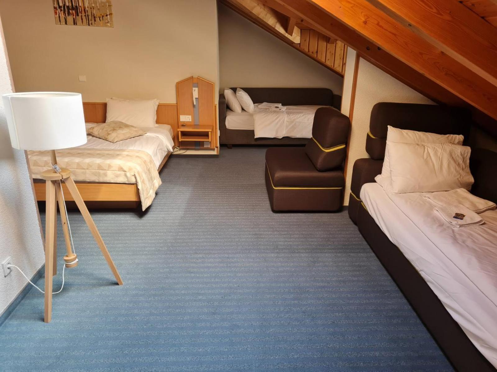Hotel Bessunger Forst Rossdorf  Buitenkant foto