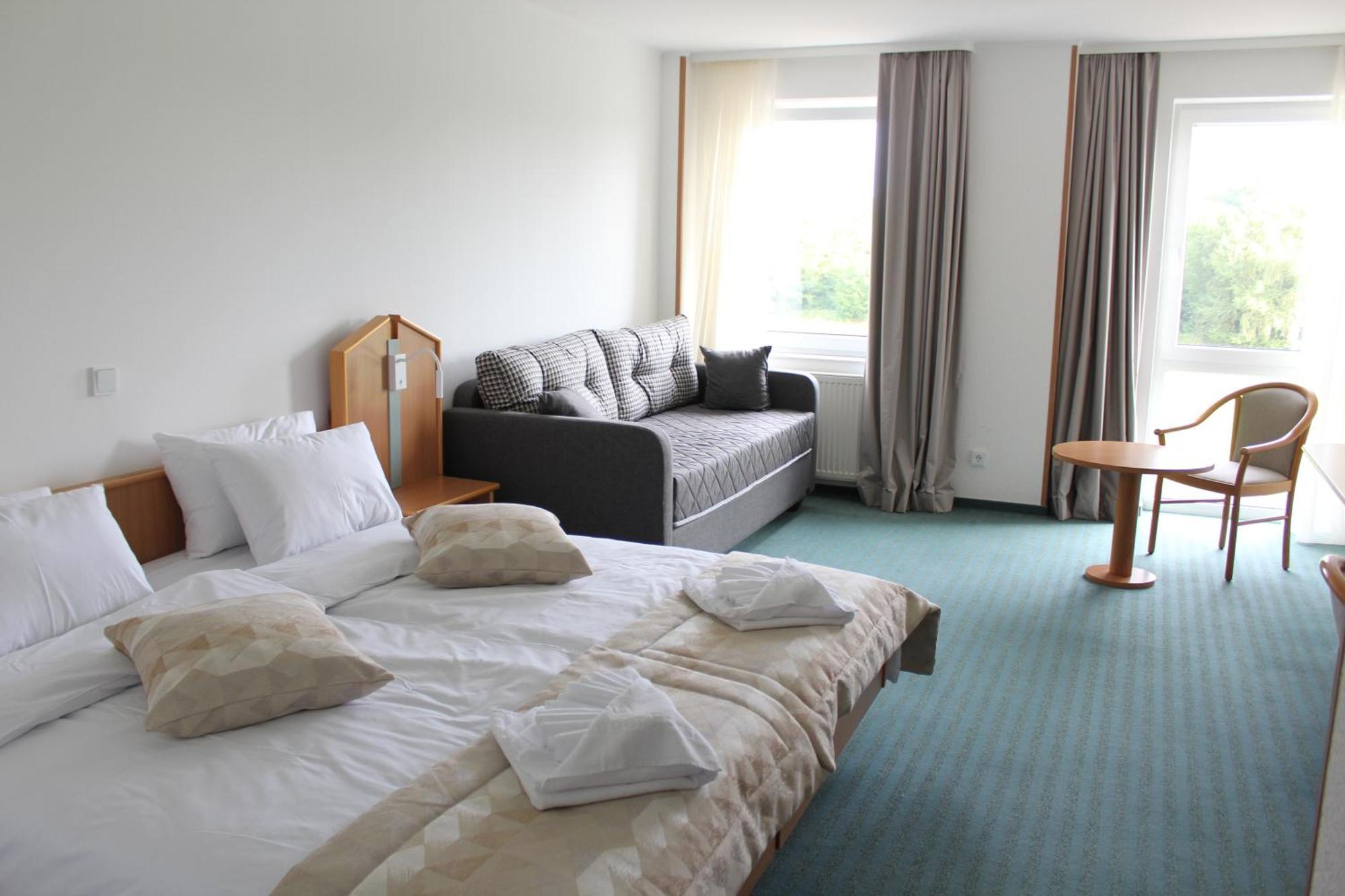 Hotel Bessunger Forst Rossdorf  Buitenkant foto